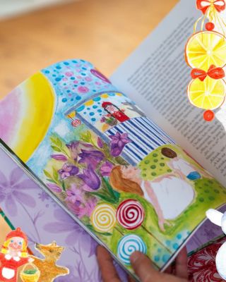 Náš skřítek Rozmarýnek proklouznul až do příspěvku, aby s vámi mohl sdílet čarovné chvíle ❤️ Tak co? Přidáme se k němu? 🤗...